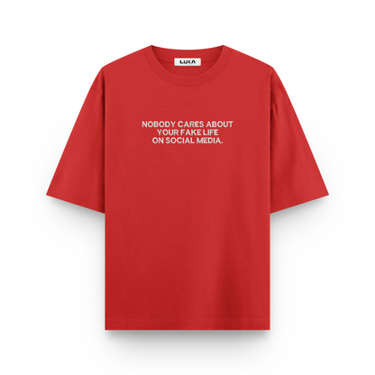 Fake life on social media Oversized Tshirt